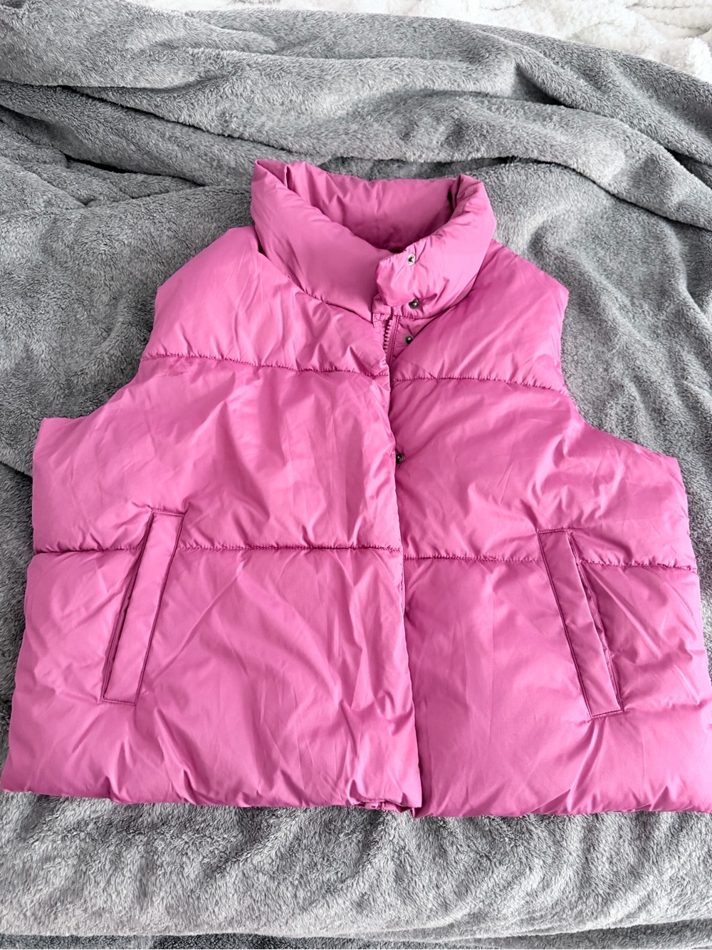 Old Navy Bubblegum Pink Puffer Vest